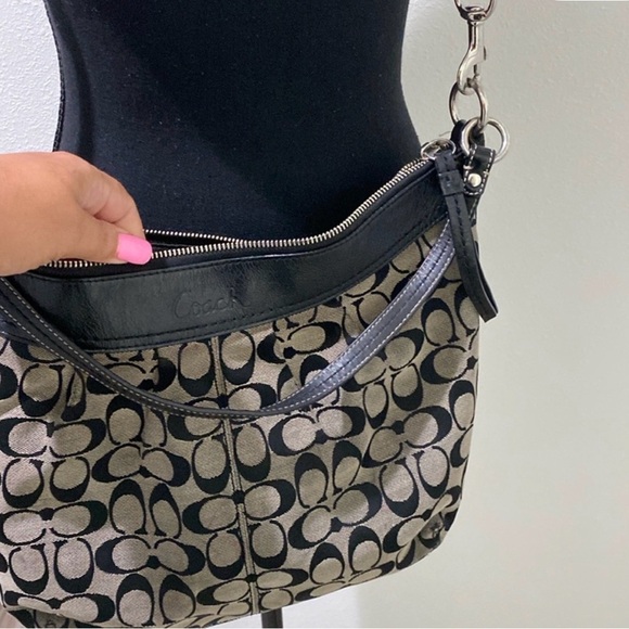 Coach Black and Brown 2 way Shoulder Bag w necklace set - Picture 3 of 12